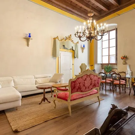 Apartment Renaissance Imperial Florence