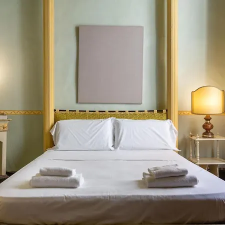 Renaissance Imperial Appartement