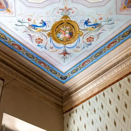 Renaissance Imperial